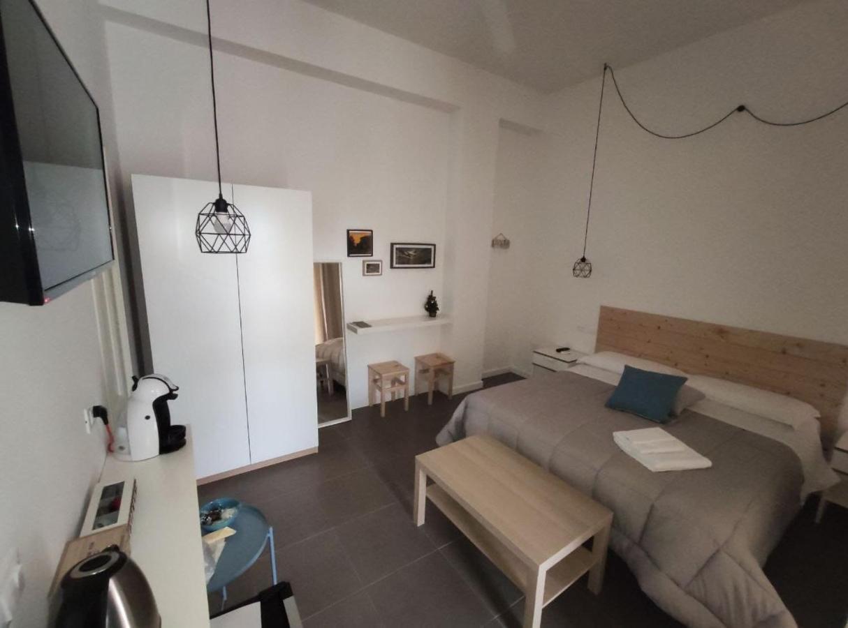 B&B Nicole Санта-Мария-дель-Чедро Экстерьер фото