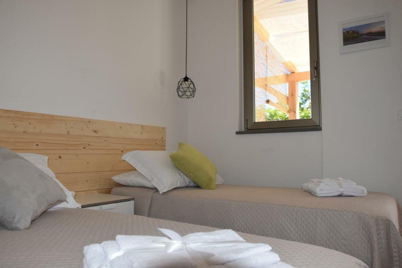 B&B Nicole Санта-Мария-дель-Чедро Экстерьер фото
